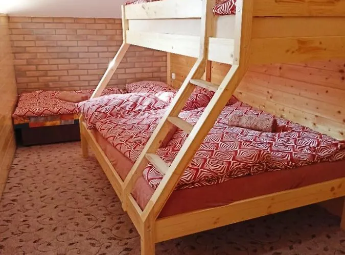Pod Menhiry 아파트